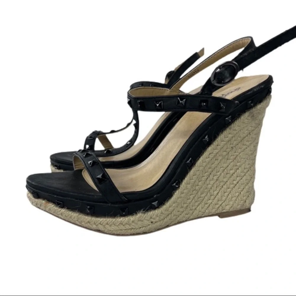 Charlotte Russe | Madison Wedge Heels Black & Tan Size 9 Sandals​​​​